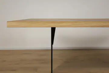 Baumkante Esstisch aus massiver Eiche 220 × 100 cm | 40 mm | Massivstahl-Gestell – Produktansicht 6